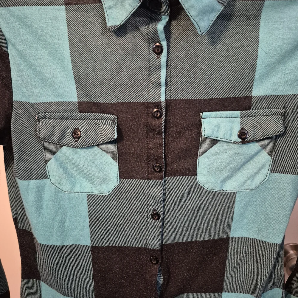 Rue21 Teal and Black Plaid Shirt Women's Medium - Picture 4 of 7